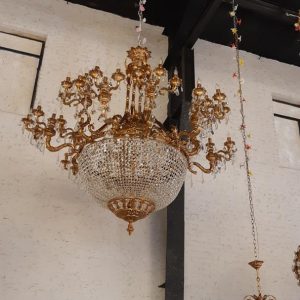 لوستر تالاری زمرّد